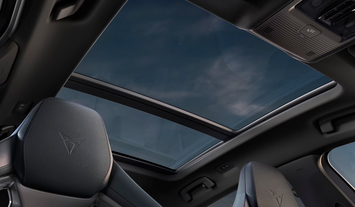 260130_CUPRA-Formentor-Schiebedach